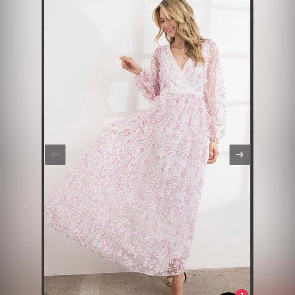 SOLD-Womens Just Me Maxi Floral Dress - Picture 1 of 6